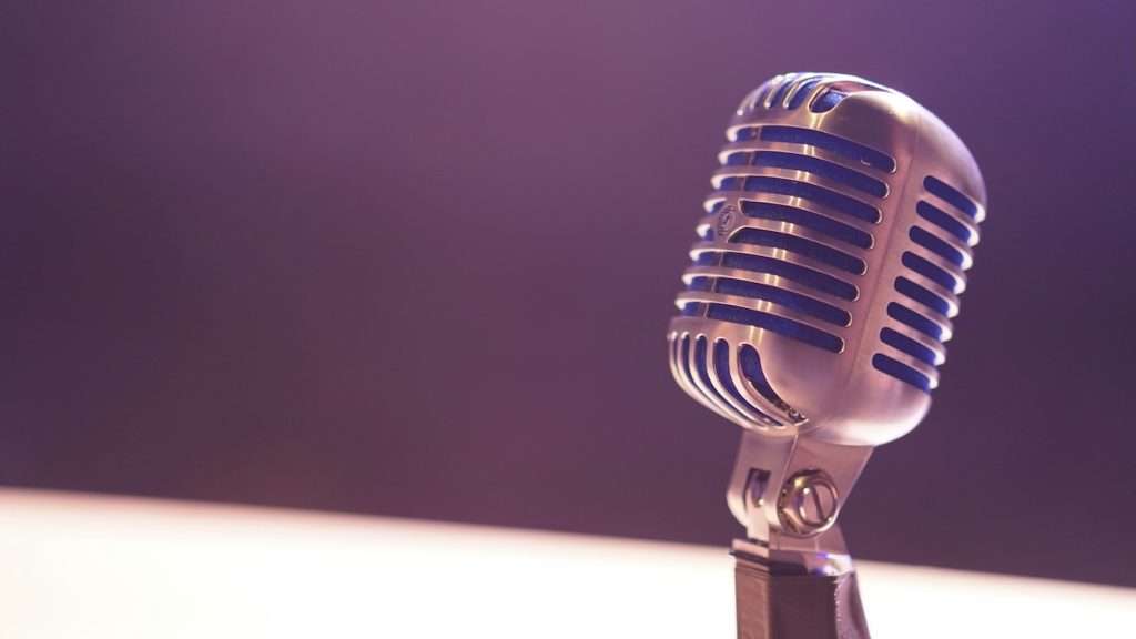 Mic oklqgsct8qs unsplash